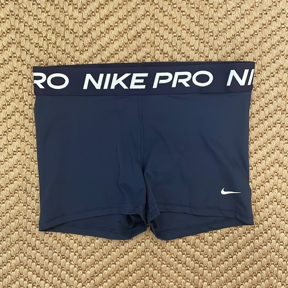 Nike Pro NWT Dri-Fit Dark Blue Training Shorts - L - Picture 1 of 11